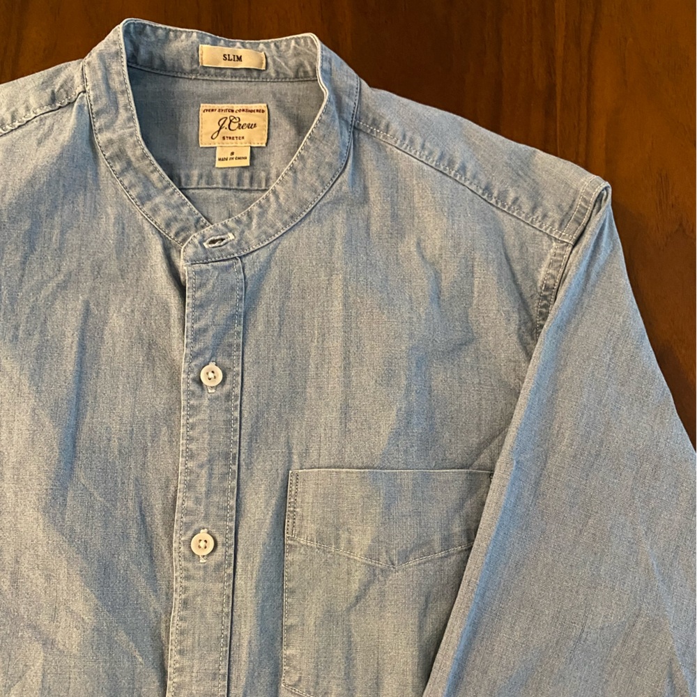 J. Crew Men’s Slim-fit Chambray Button-up Shirt